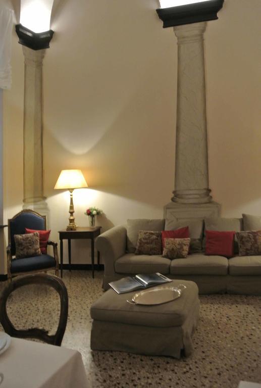 Palazzo Zecchino B&B Генуя Екстер'єр фото
