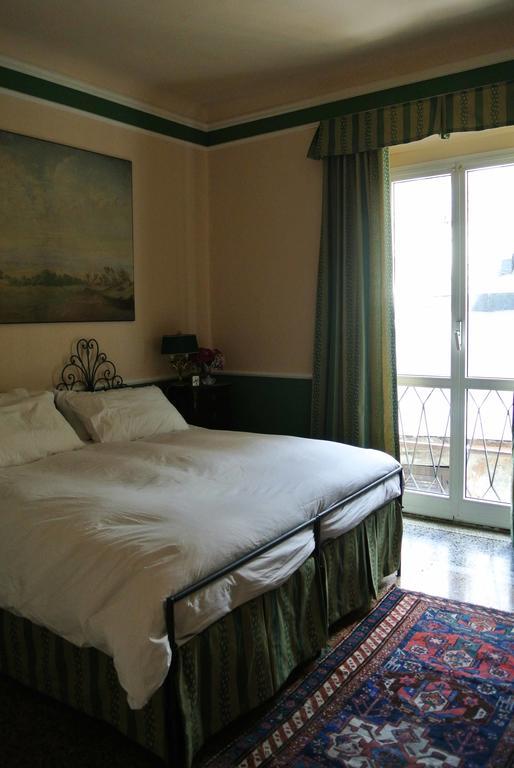 Palazzo Zecchino B&B Генуя Екстер'єр фото