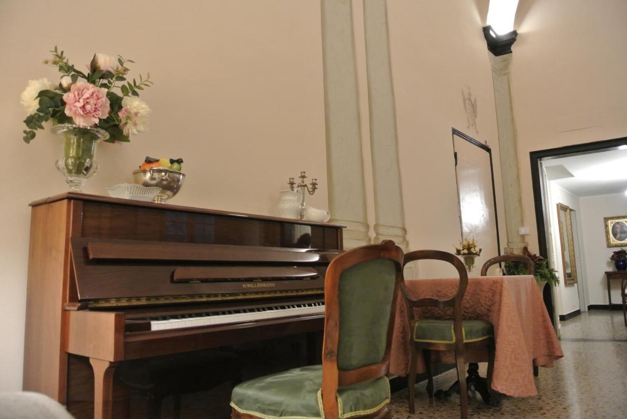 Palazzo Zecchino B&B Генуя Екстер'єр фото